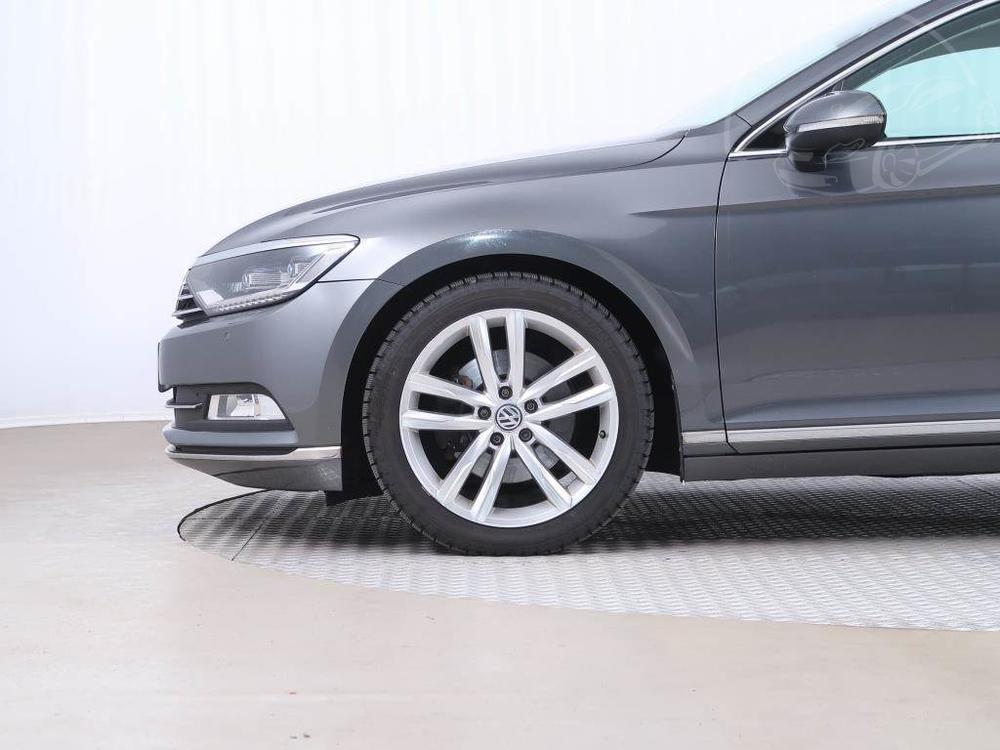 Volkswagen Passat 2.0 TDI, Highline, Serv.kniha