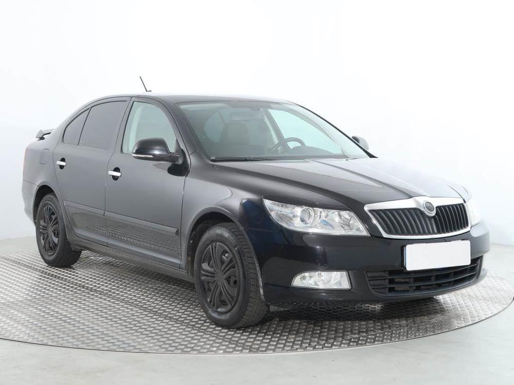 Škoda Octavia 1.6 TDI, Elegance, Automat