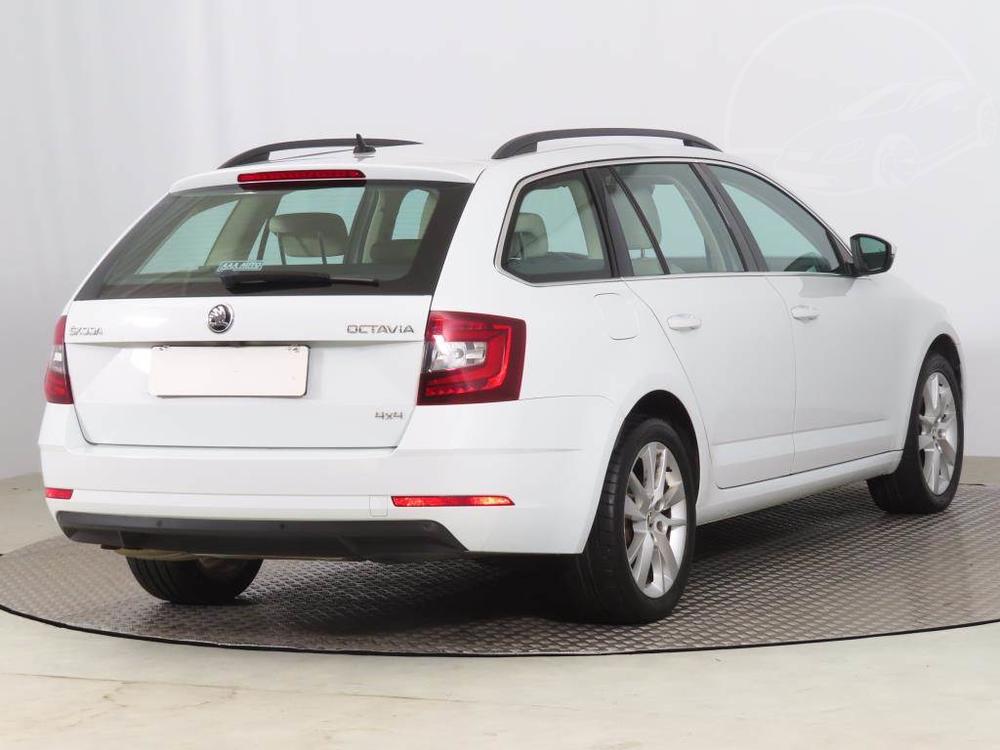 koda Octavia 2.0 TDI, 4X4, R,2.maj