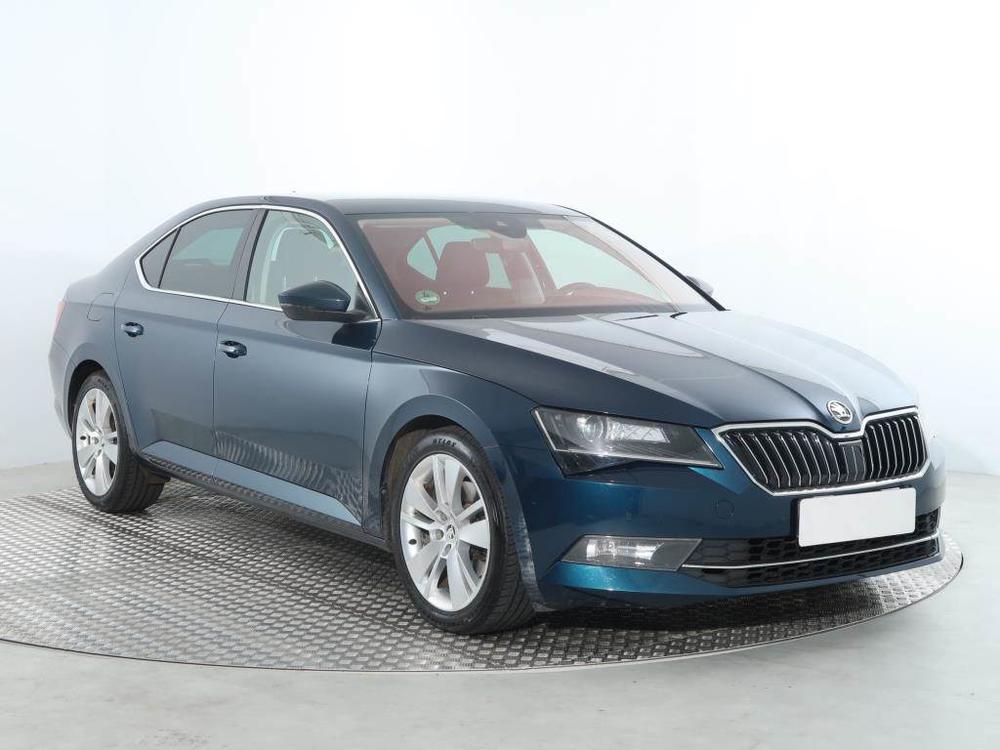 Škoda Superb 2.0 TDI, Serv.kniha, Navi