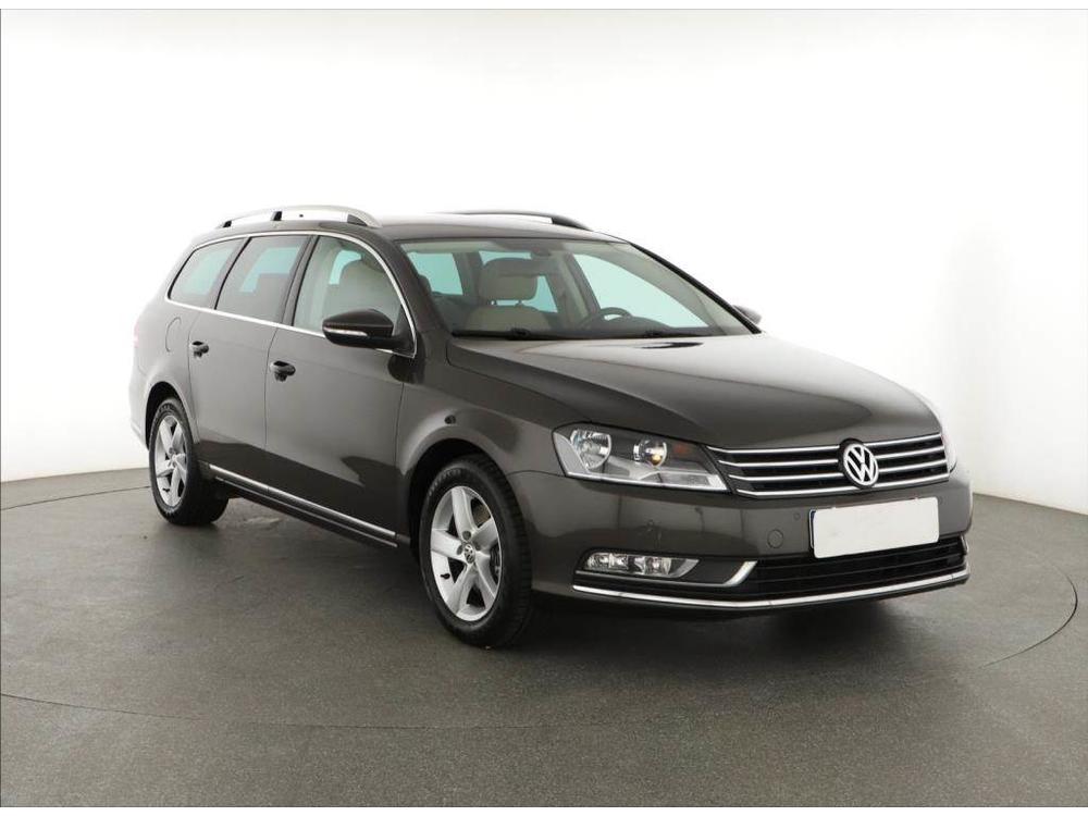 Prodm Volkswagen Passat 2.0 TDI, Navi