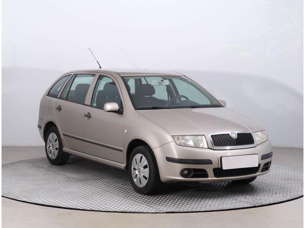 Prodm koda Fabia 1.2 12V, Serv.kniha, po STK