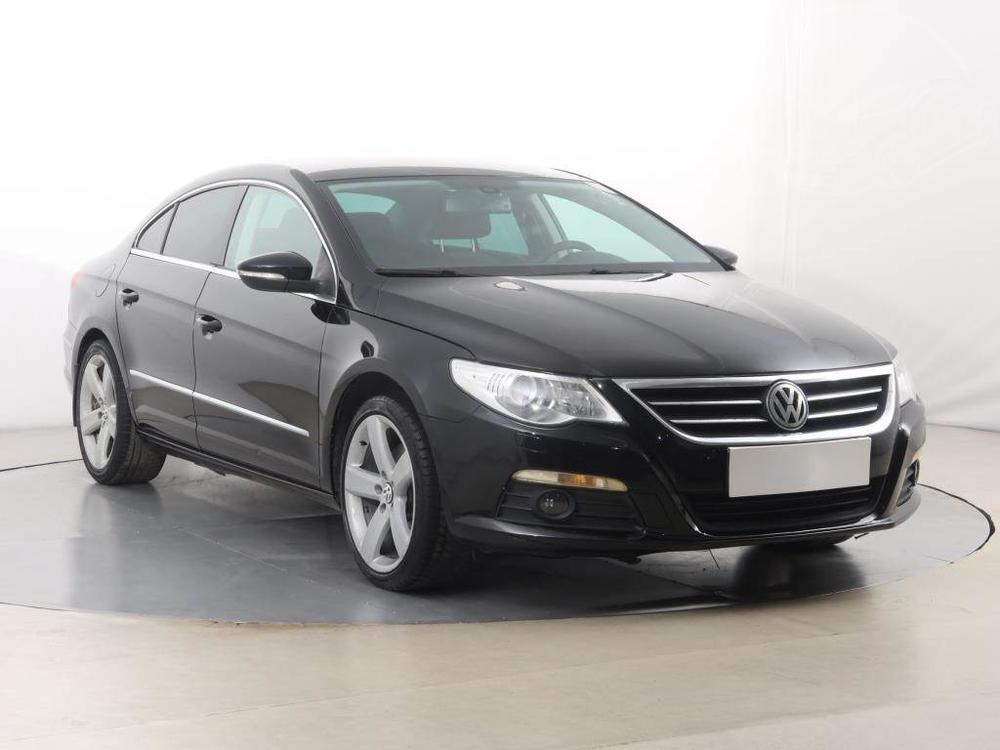 Volkswagen Passat 2.0 TDI, Navi, Xenony