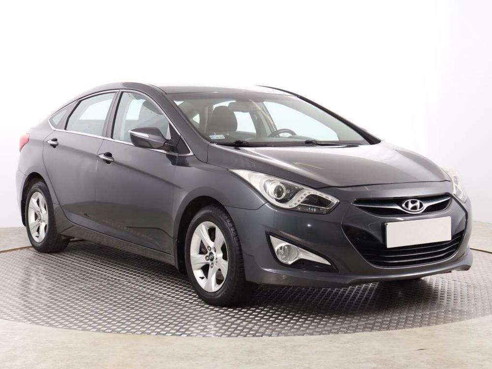 Prodm Hyundai i40 1.6 GDI, Automatick klima