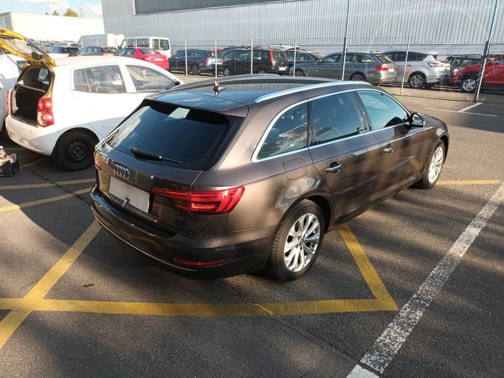 Audi A4 2.0 TDI, Automat, ČR,2.maj