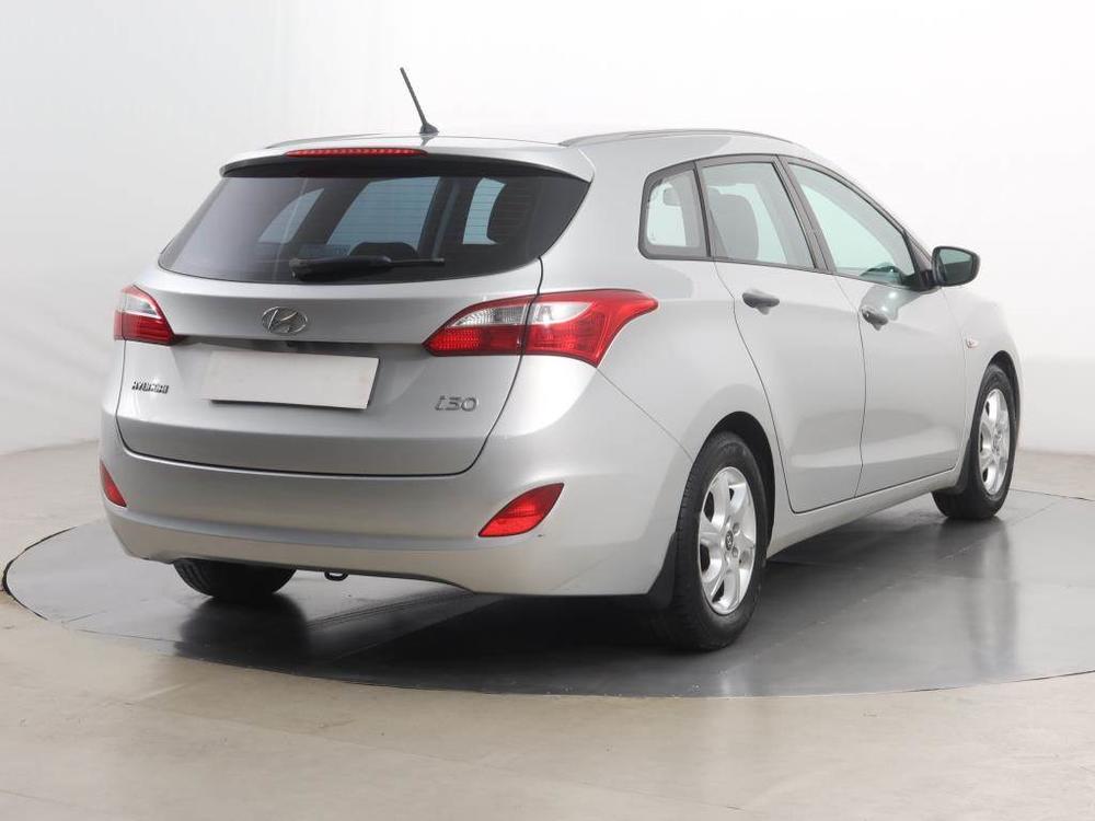 Hyundai i30 1.6 MPI, Serv.kniha, Klima