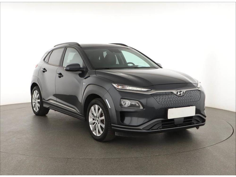 Prodm Hyundai Kona Electric 64 kWh, SoH 100%