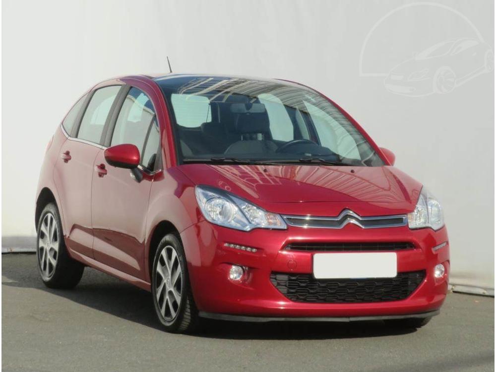 Citroën C3 1.2 PureTech, Feel, ČR,1.maj