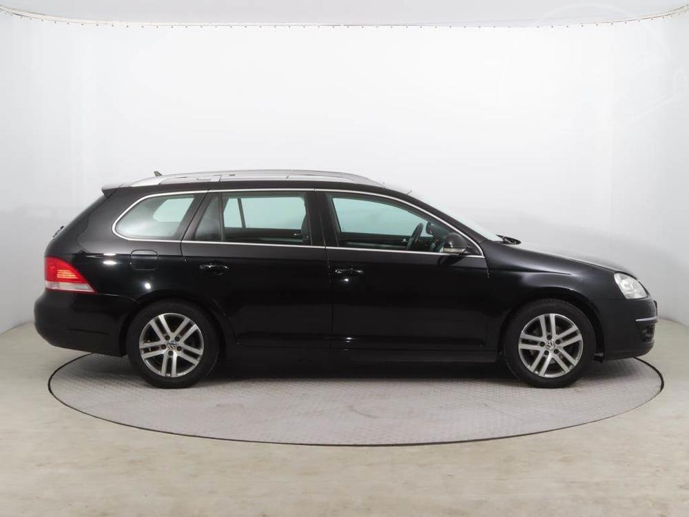 Volkswagen Golf 1.9 TDI, Automatick klima