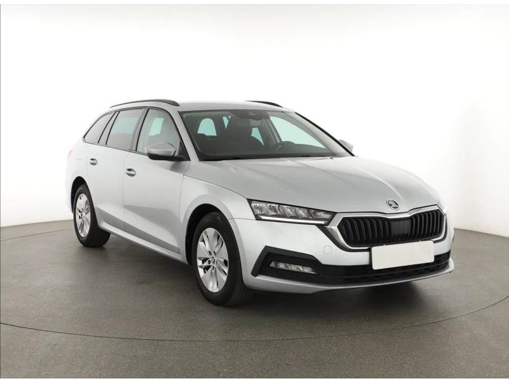 Škoda Octavia 2.0 TDI, Automat, ČR,1.maj