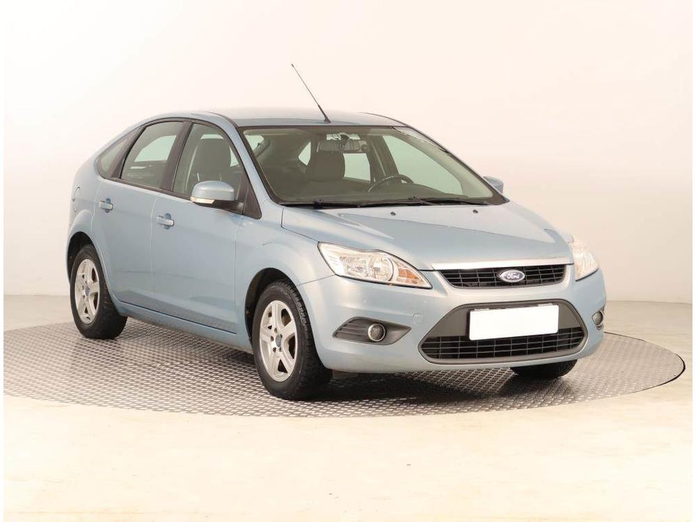 Ford Focus 1.4 16V, Serv.kniha, po STK