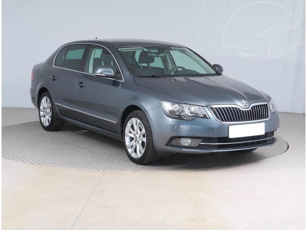 Škoda Superb 1.4 TSI, Serv.kniha