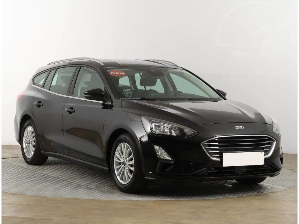 Ford Focus 1.5 TDCi, Titanium, Serv.kniha