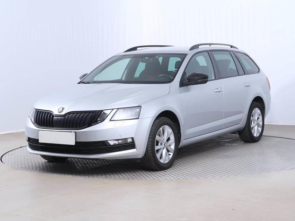 koda Octavia 1.6 TDI, Style, R,1.maj