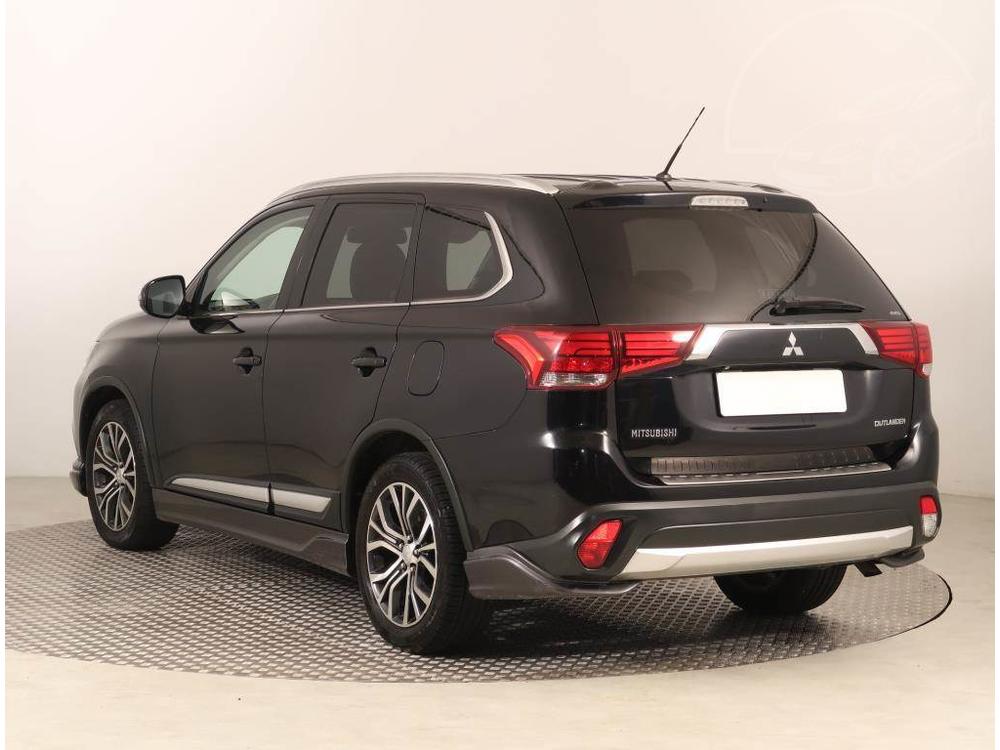 Mitsubishi Outlander 2.2 DI-D, Instyle, 4X4