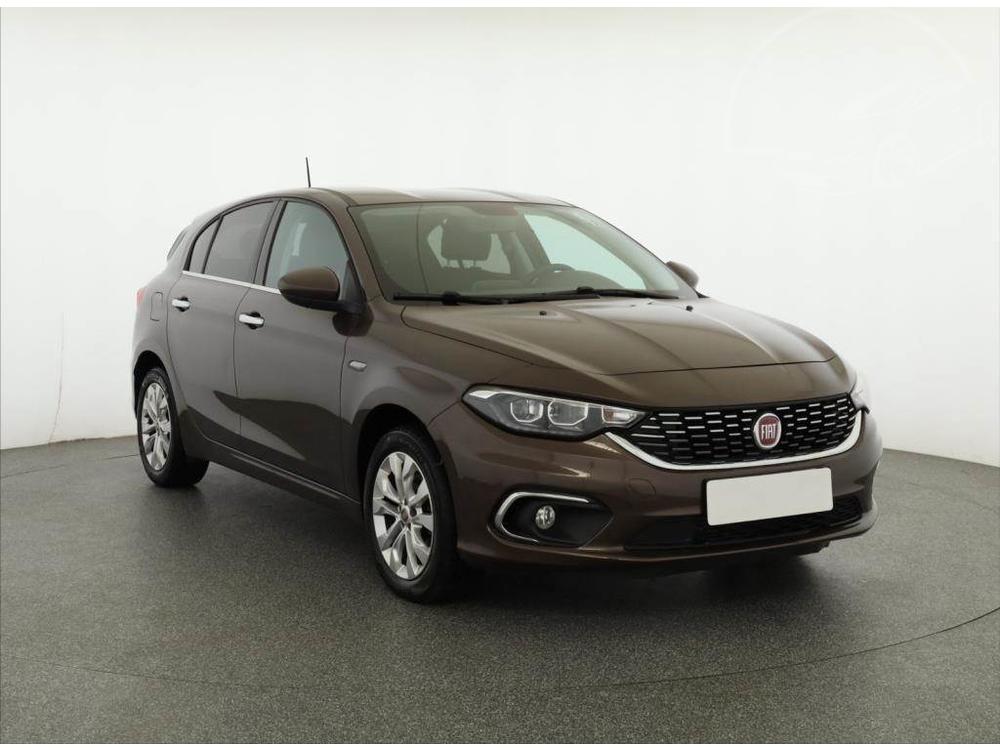 Prodm Fiat Tipo 1.4 T-Jet, Serv.kniha, Navi