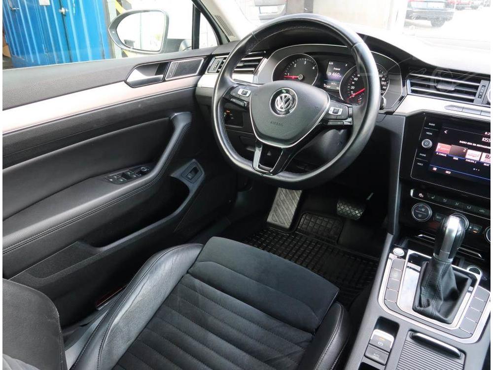 Volkswagen Passat 2.0 TDI, Automat, R,2.maj