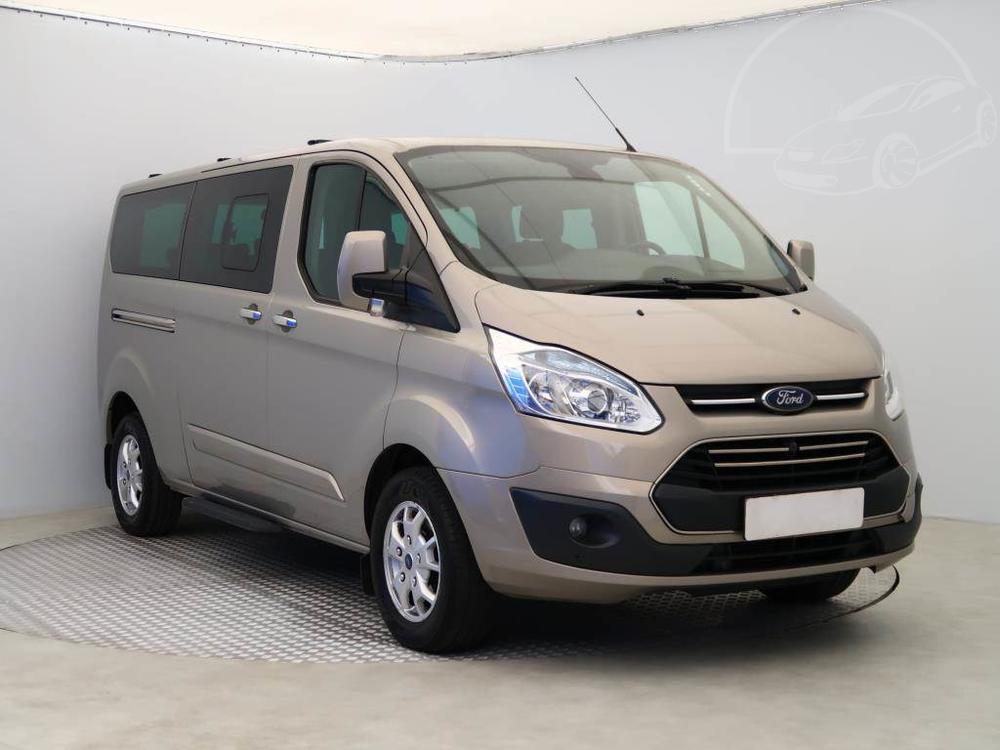 Ford Tourneo Custom 2.2 TDCi, ČR, DPH