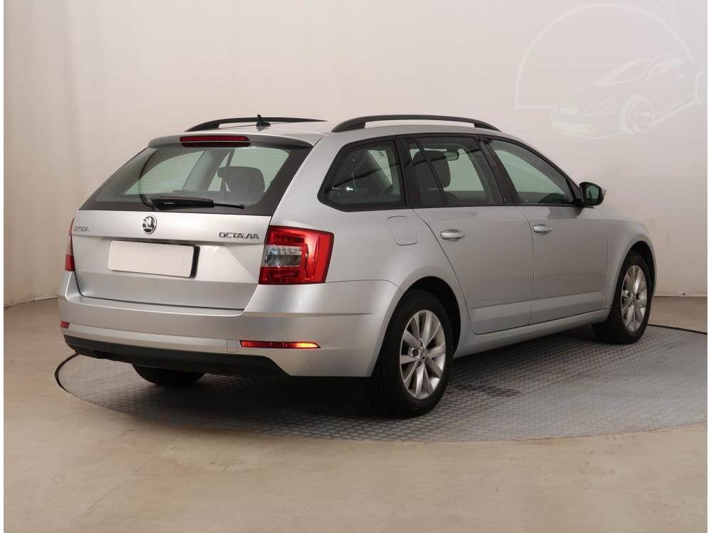 koda Octavia 1.6 TDI, Navi