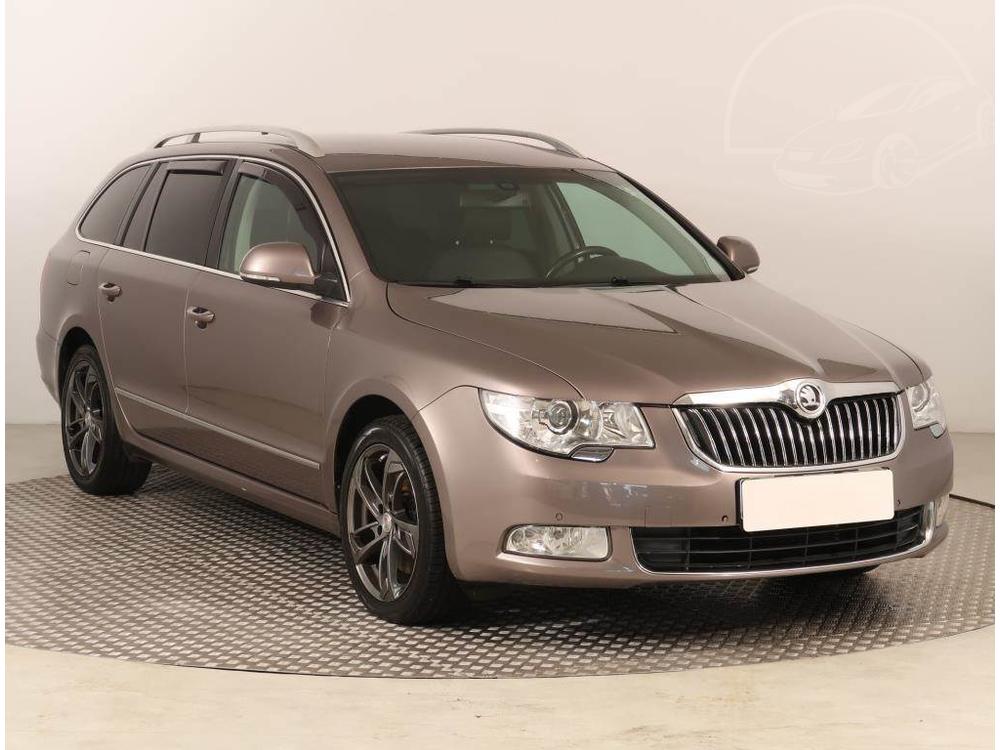 Škoda Superb 2.0 TDI, Automat, Navi