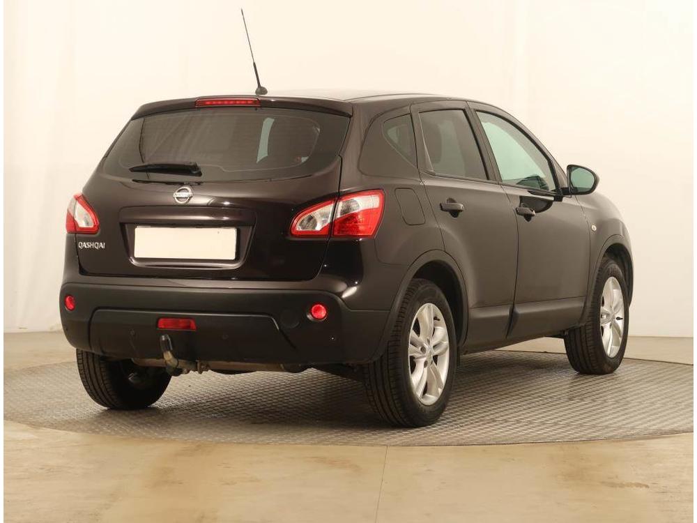 Nissan Qashqai 1.6, Automatick klima