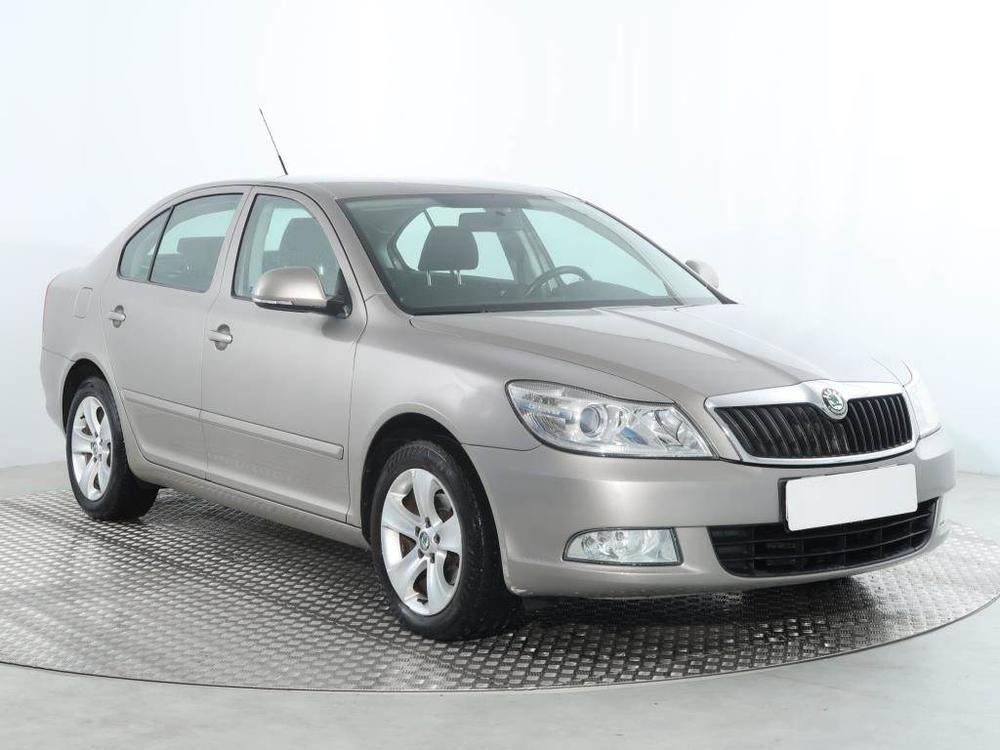 Prodm koda Octavia 1.4 TSI, Serv.kniha, Klima