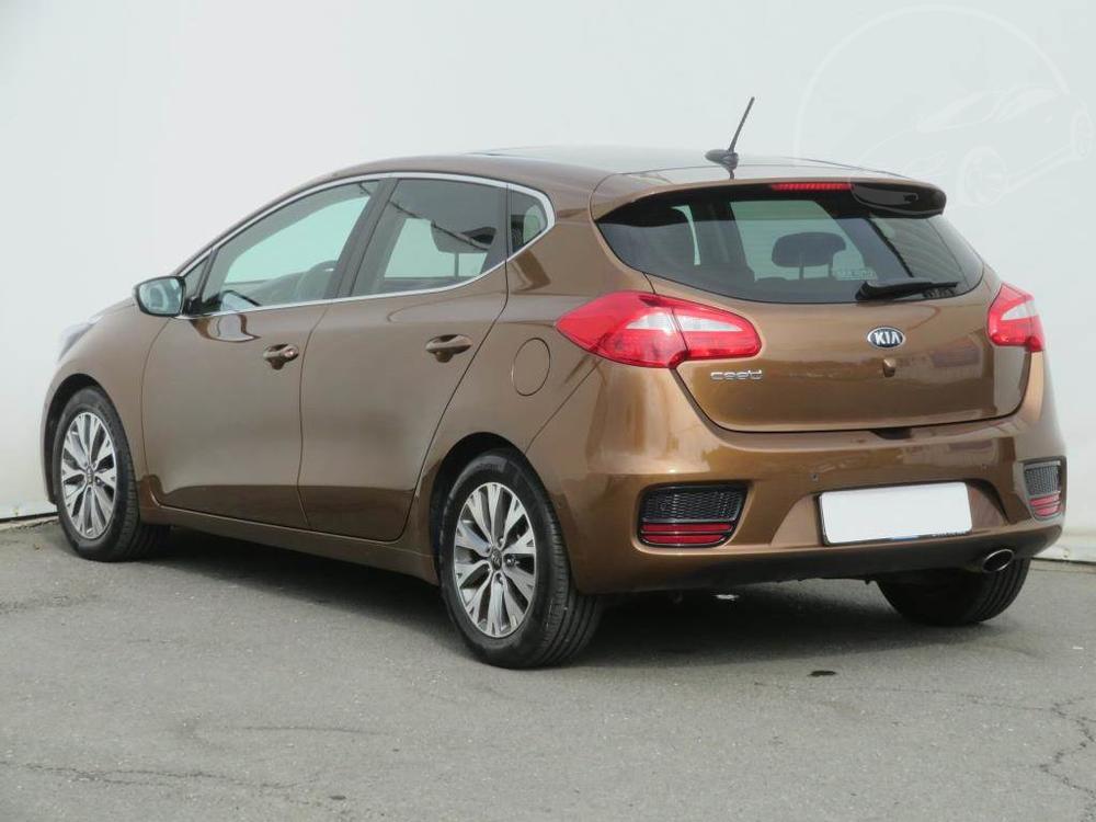 Kia Ceed 1.6 GDI, Exclusive, Automat