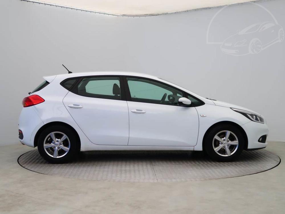 Kia Ceed 1.4 CVVT, R,1.maj, Serv.kniha