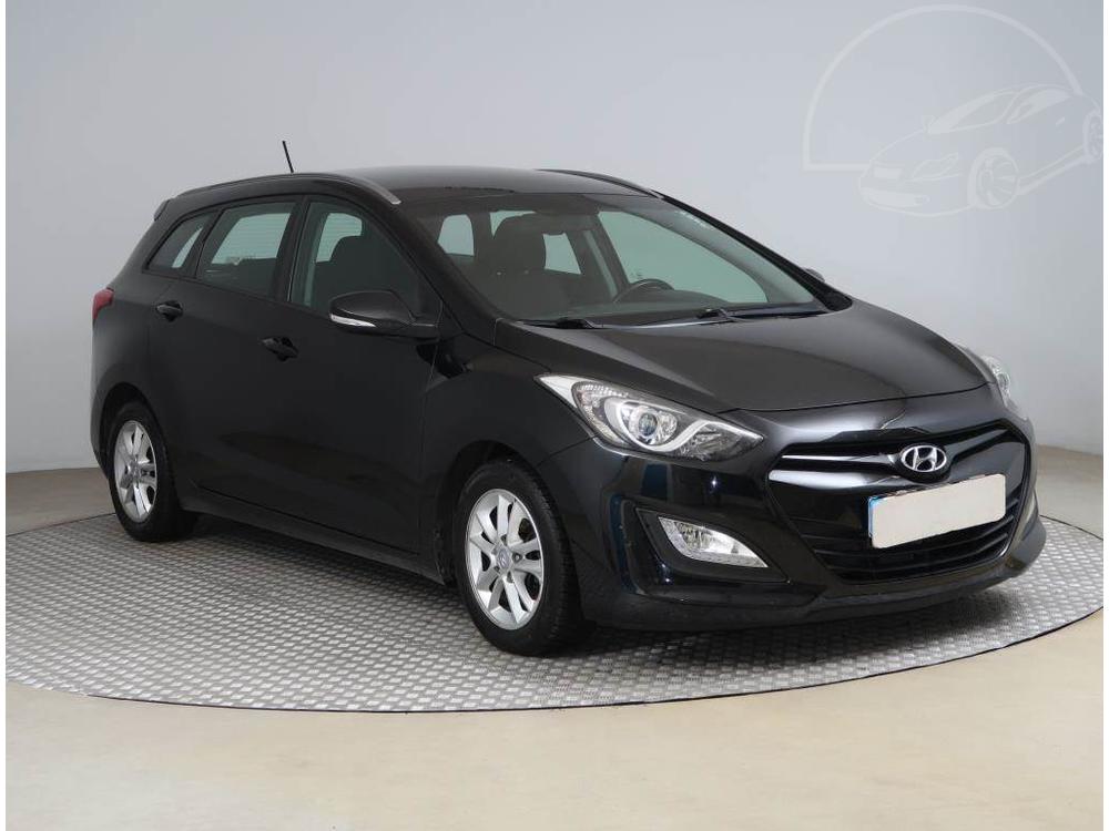 Hyundai i30 1.6 CRDi, ČR,2.maj, Navi