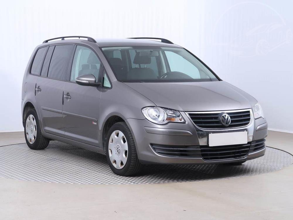 Volkswagen Touran 1.9 TDI, Automatická klima