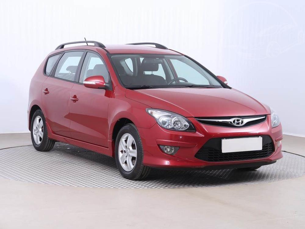 Hyundai i30 1.4 CVVT, po STK, Tažné