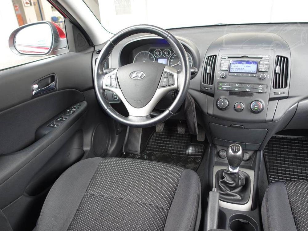 Hyundai i30 1.4 CVVT, po STK, Tan