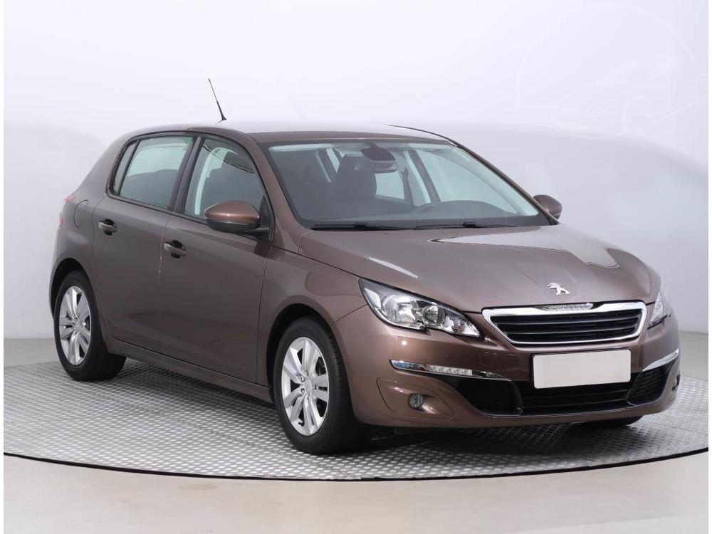 Peugeot 308 1.2 VTi, ČR,2.maj, Serv.kniha