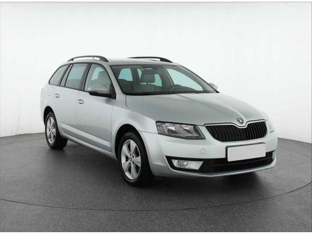 Škoda Octavia 1.6 TDI, Elegance, Kůže, Navi