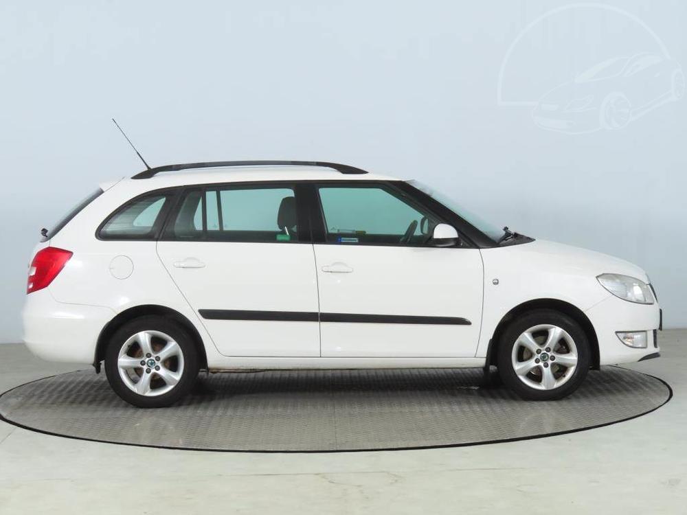 koda Fabia 1.2 12V, Automatick klima