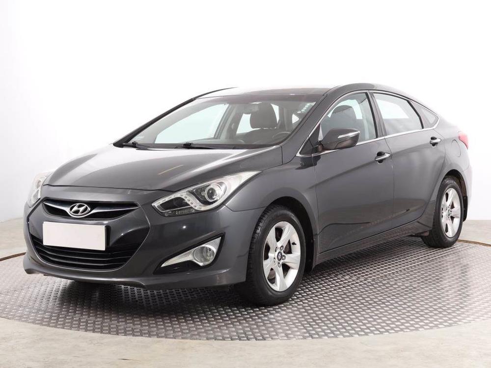 Hyundai i40 1.6 GDI, Automatick klima