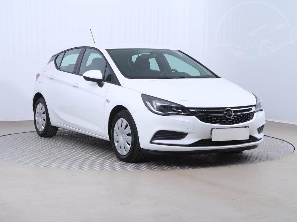 Prodm Opel Astra 1.4 T, R,1.maj, Serv.kniha