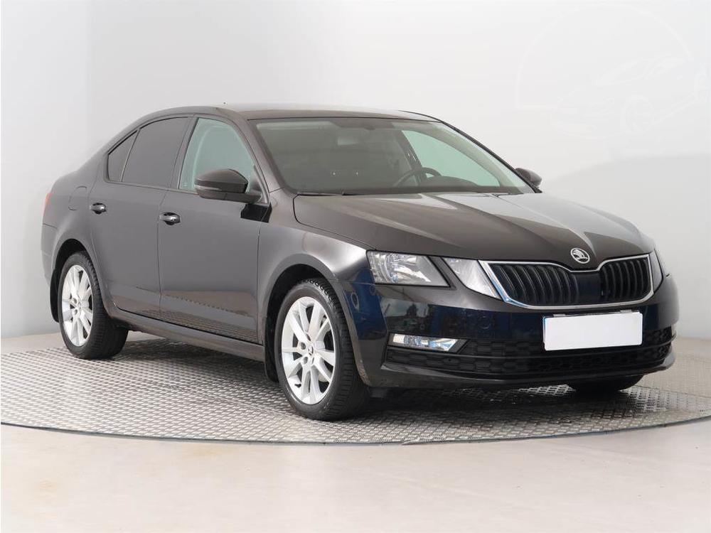 Prodm koda Octavia 1.0 TSI, Serv.kniha, Navi