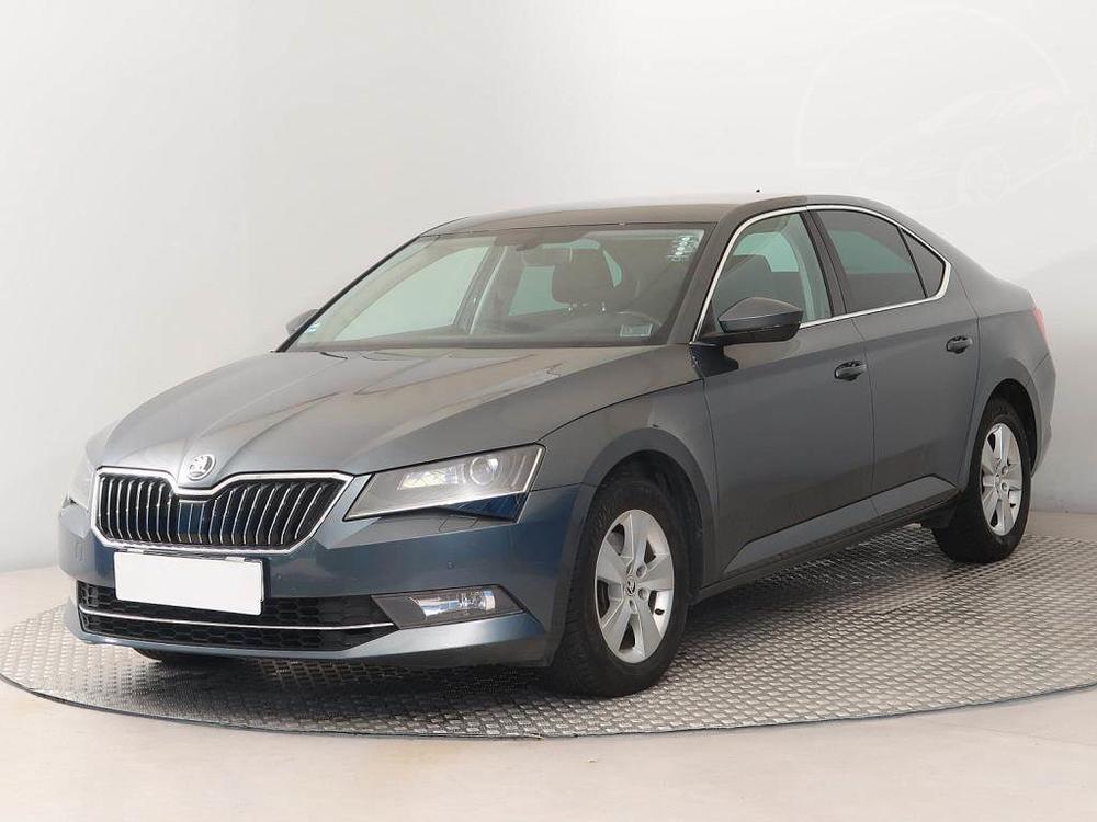 koda Superb 1.6 TDI, Ambition Plus, Navi