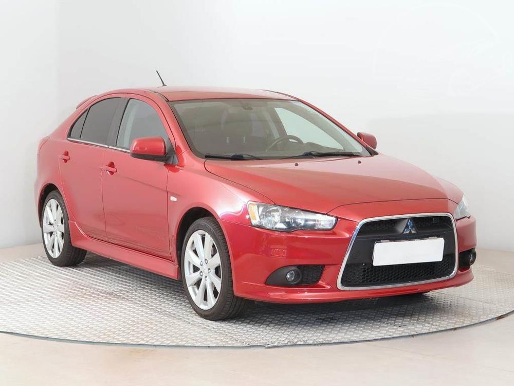 Mitsubishi Lancer 1.8 MIVEC, Automatická klima