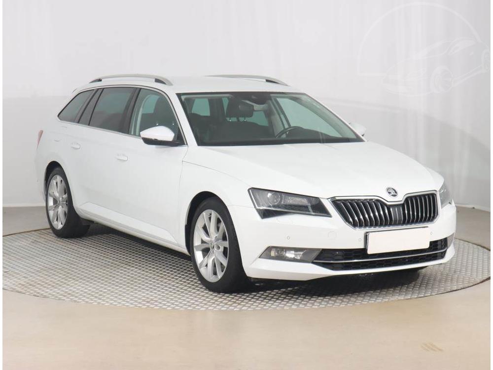 koda Superb 2.0 TDI, Automat, Navi