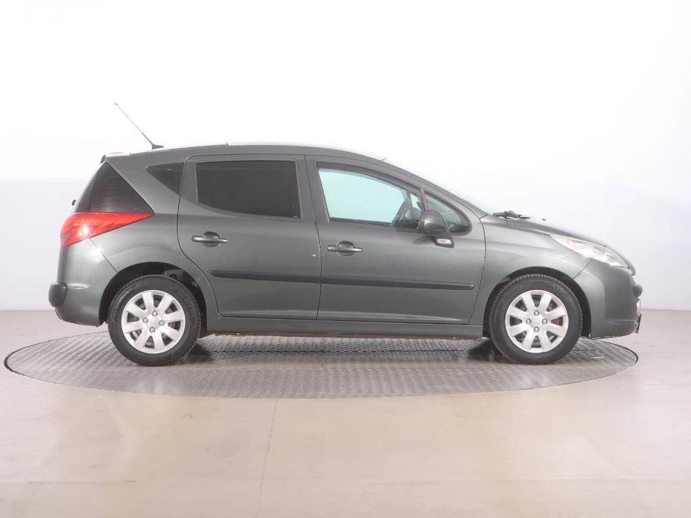 Peugeot 207 1.6 HDi, po STK