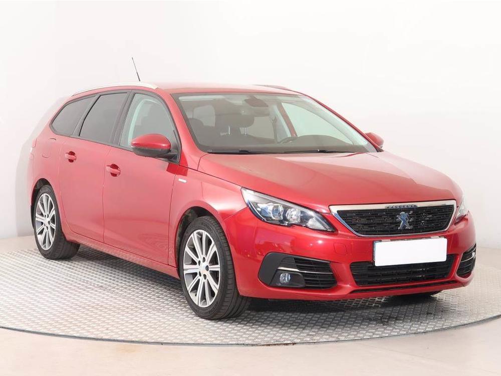 Peugeot 308 1.2 PureTech, Serv.kniha, Navi