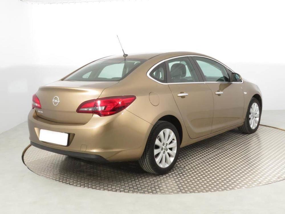 Opel Astra 1.6 16V, Serv.kniha