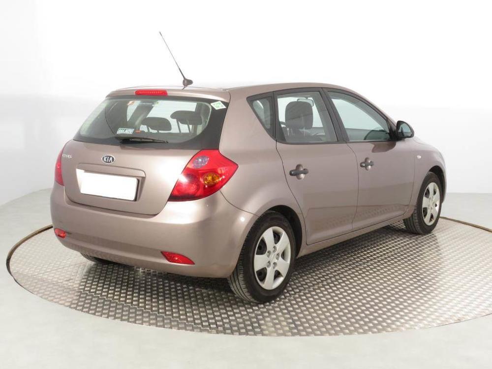 Kia Ceed 1.4 CVVT, LPG, Serv.kniha