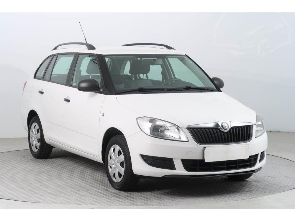 Prodm koda Fabia 1.2, R,2.maj, Serv.kniha