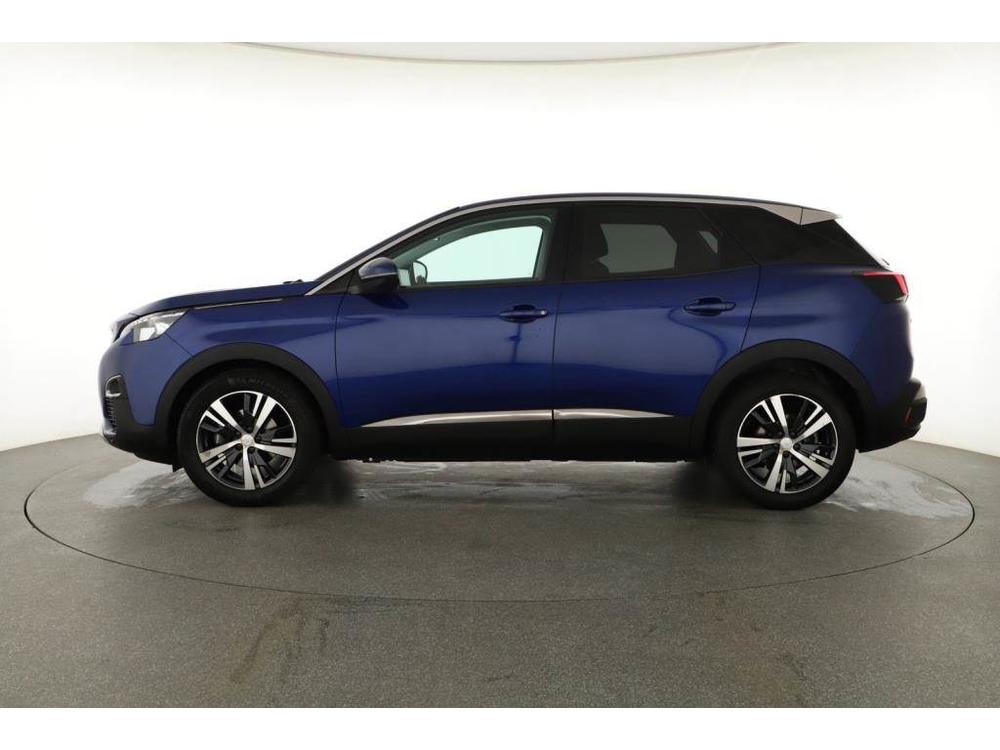 Peugeot 3008 1.2 PureTech, Allure, R,1.maj