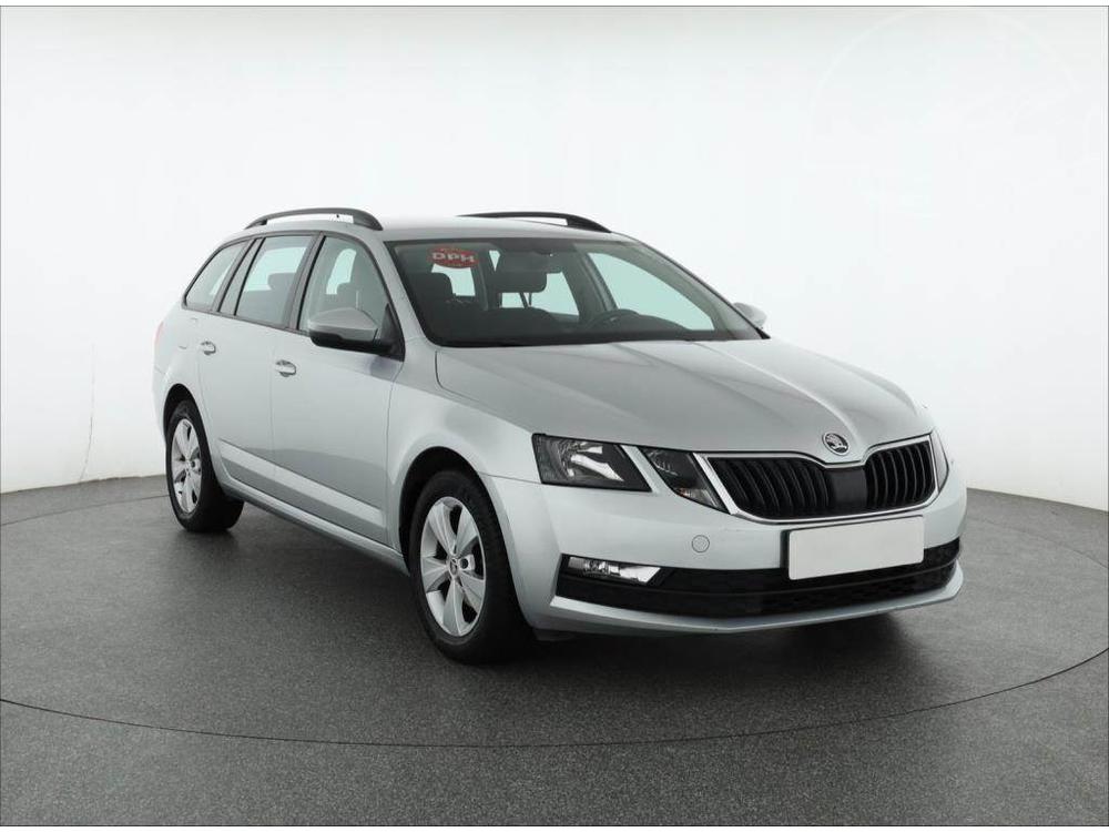 Škoda Octavia 1.6 TDI, Ambition, ČR,1.maj