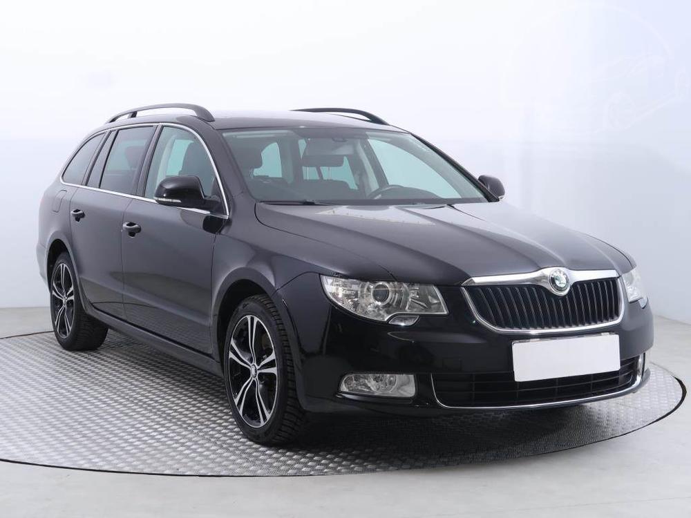 Škoda Superb 1.4 TSI, Family, Serv.kniha