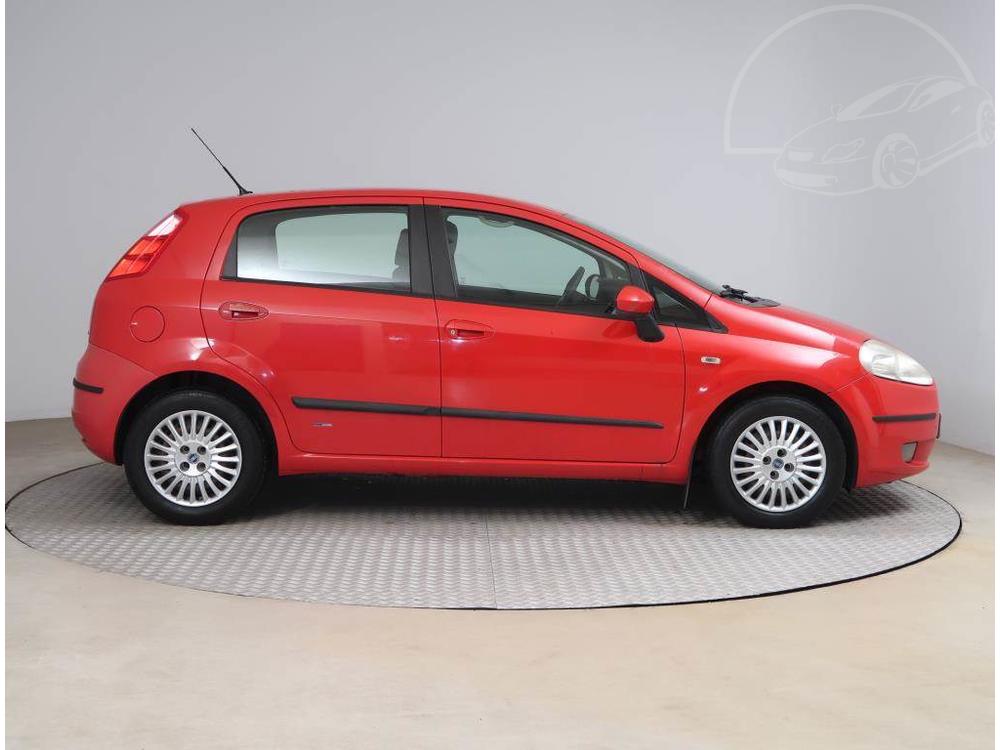 Fiat Grande Punto 1.4 Star Jet 16V, Serv.kniha